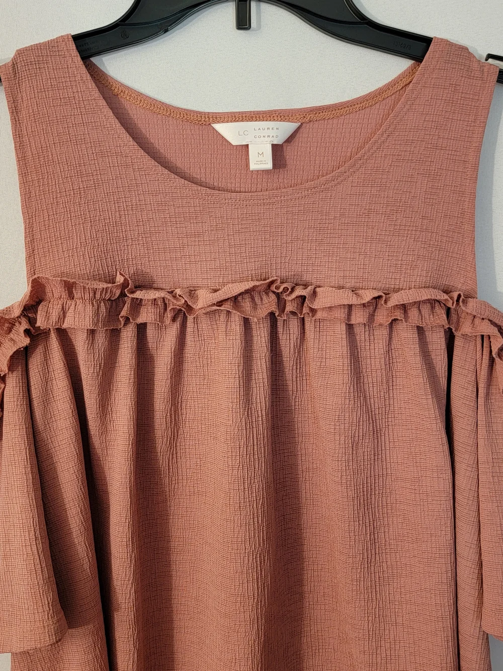 Lauren Conraf Cold-Shoulder Ruffle Top Size M
